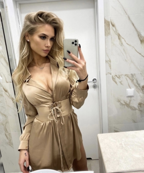 Каролина (Салон) у метро Петроградская, бляди Питера - фото 3